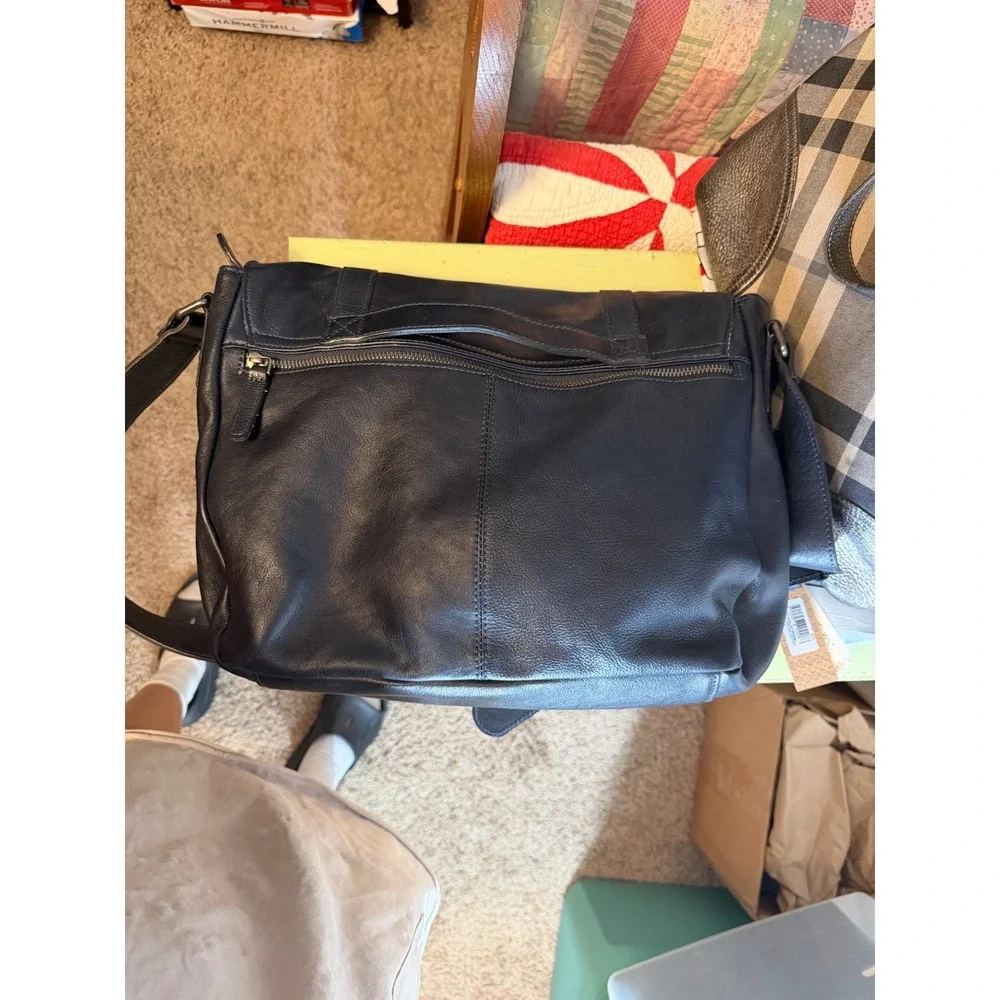 Old Trend Moonlight Messenger Bag Navy Blue Eco Leather Crossbody OT16515 NEW